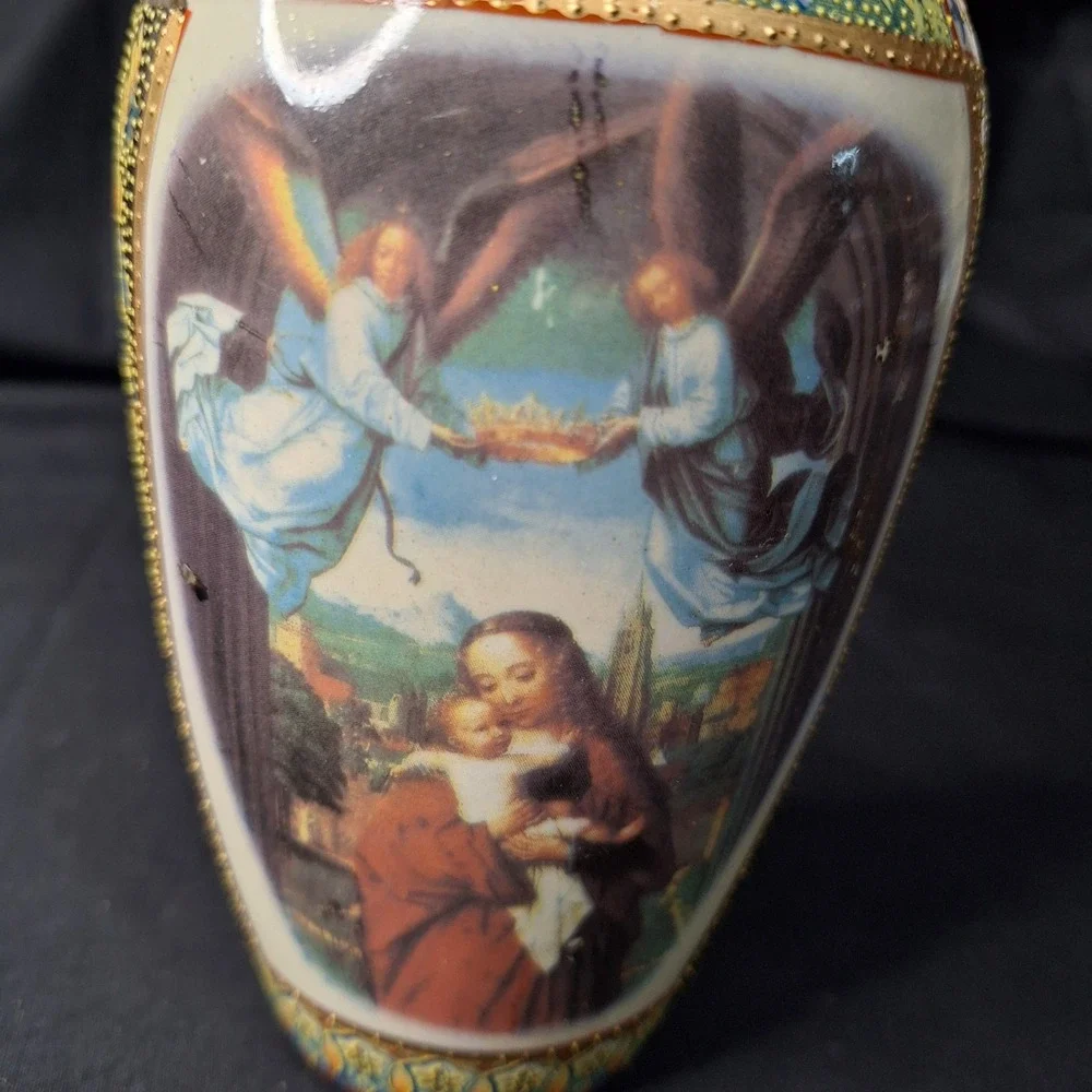 Vintage Satsuma Style Moriage Vase Madonna and Child Angels Gold Gilt Floral 8.5